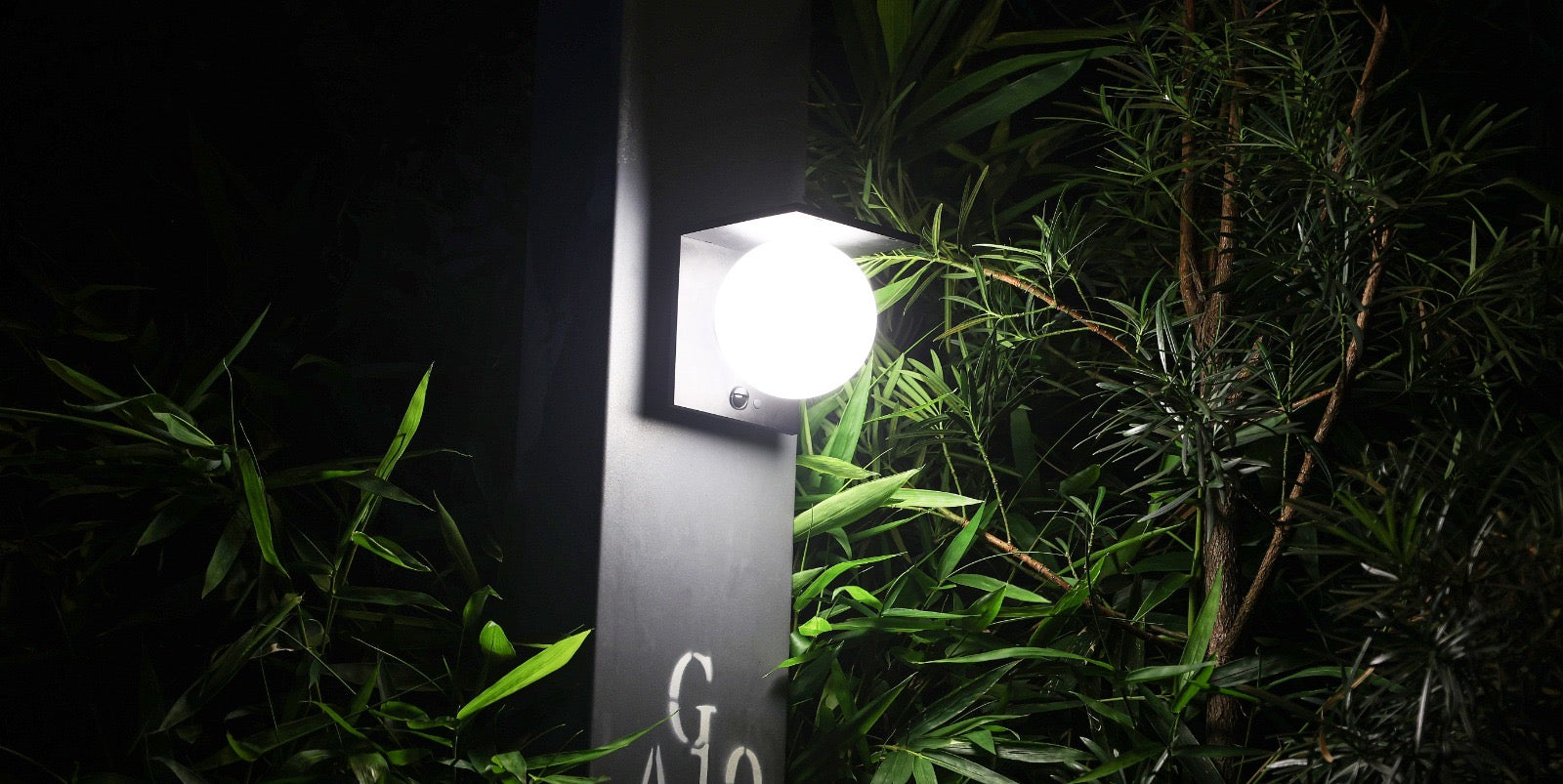 Applique solaire sphère 1000LM REF0055